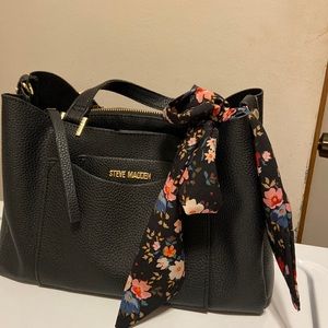 Steve Madden black purse
